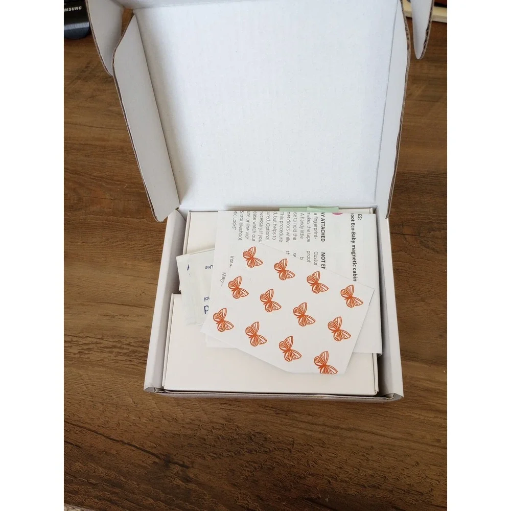 Eco-Baby Set Of 12 Magnetic Safety Locks With 2 Keys NIB